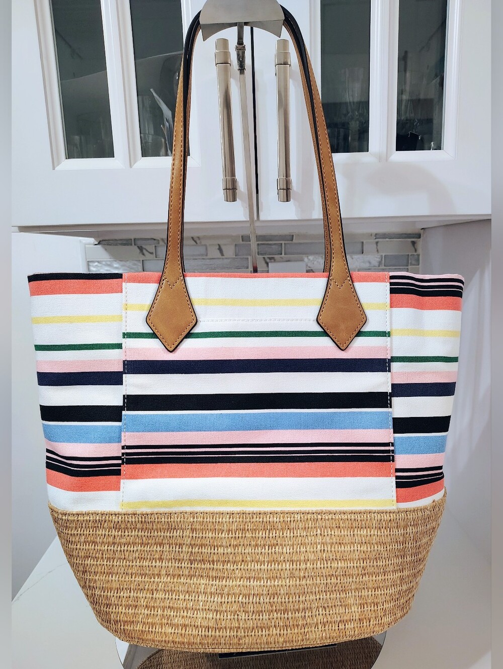 NWT Liz Claiborne Tote Bag - Raffia & Striped Multicolor Canvas - Picture 2 of 14